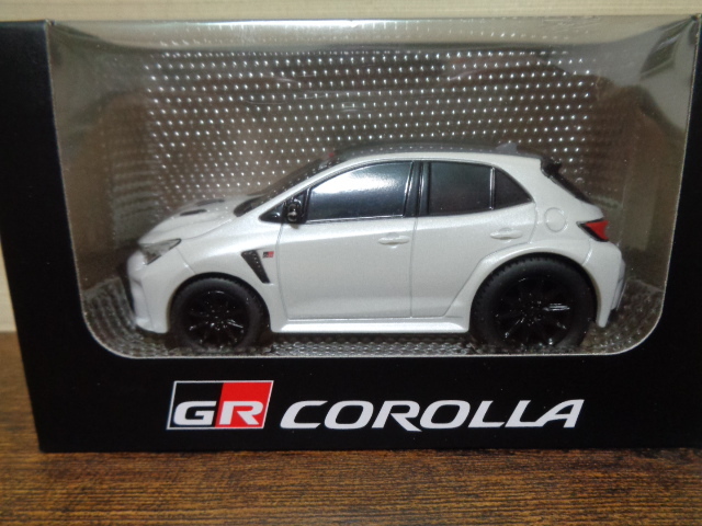 プルバックカー/ドライブタウン凸GR COROLLA カローラ トヨタ(プラチナホワイトパール)拍卖