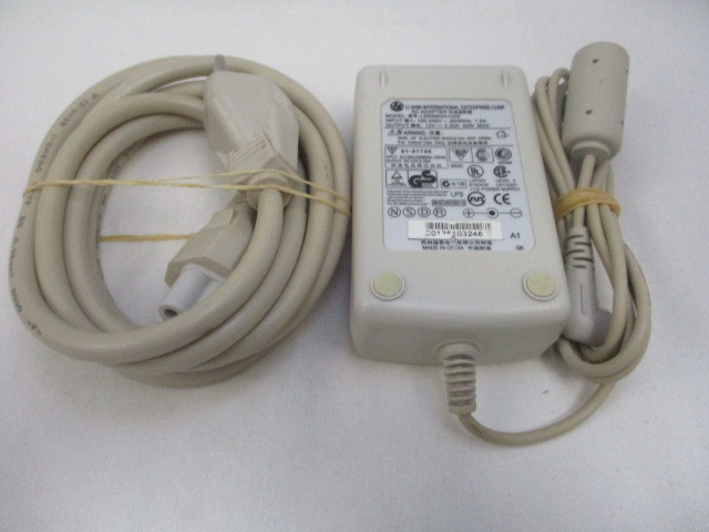 AD31846★LI SHIN★ACアダプター★LSE9802A1240★白★保証付!即決!拍卖