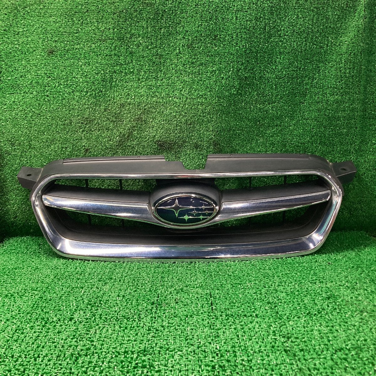 ♪♪レガシィ BL5 2.0R フロントグリル ラジエターグリル (W0705)♪♪拍卖