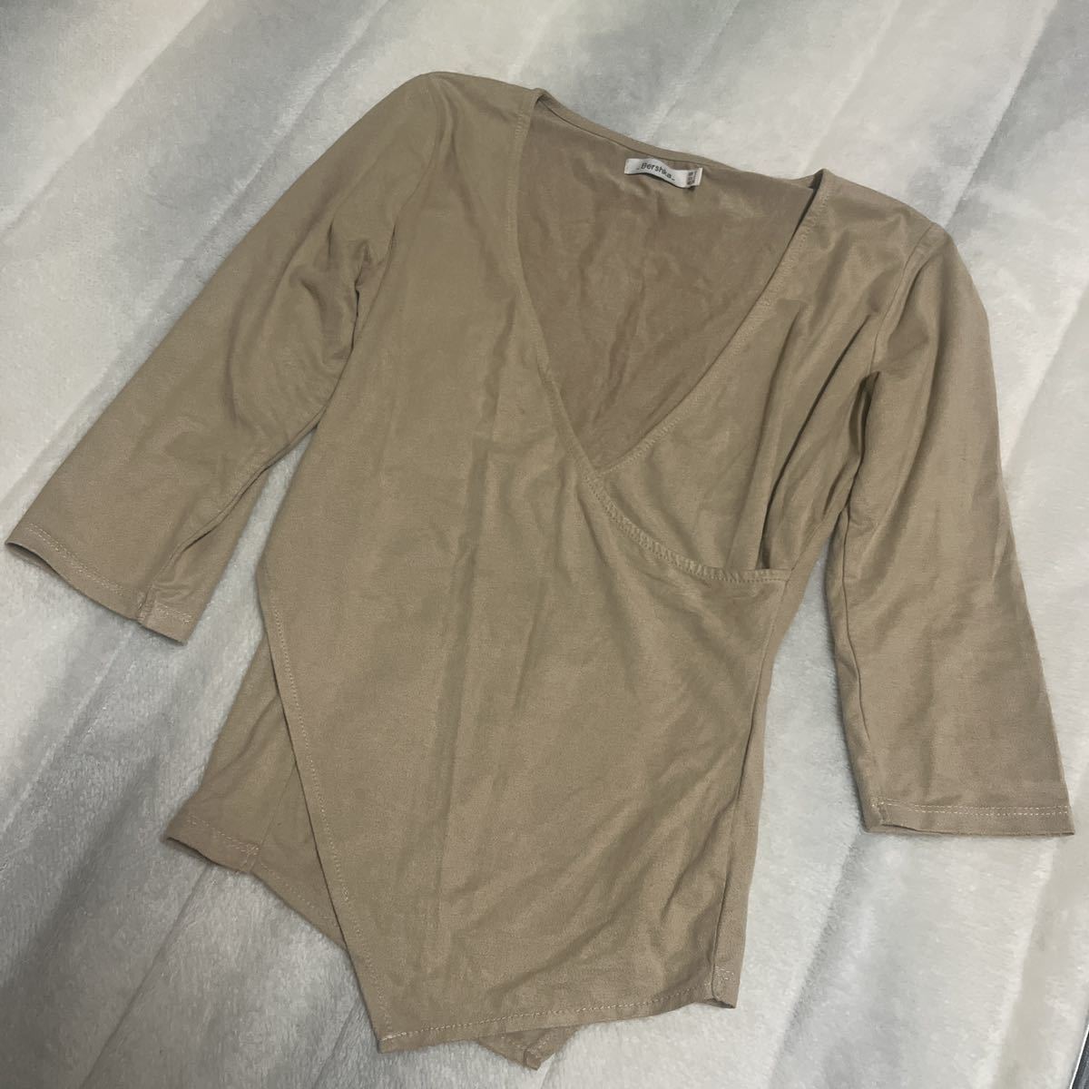 トップス カットソー ベージュ スエード ドレープ拍卖