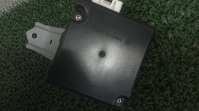 QNC20 トヨタ 純正 bB キーレス コンピュータ ★管260071拍卖