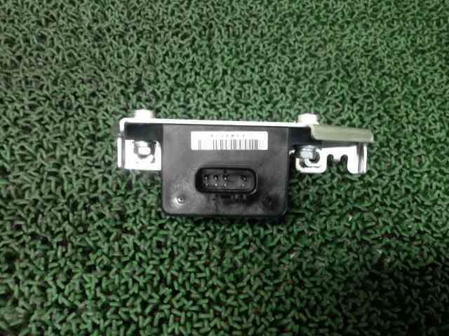 ★ RK5 ホンダ 純正 ステップワゴンスパーダ YAW&2GHセンサー 39960-SJA-003 ★管281196拍卖