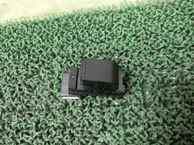 レタパ★ RN1 ステラ カスタム 右 リア ドア ウィンドウ スイッチ ★管278655拍卖