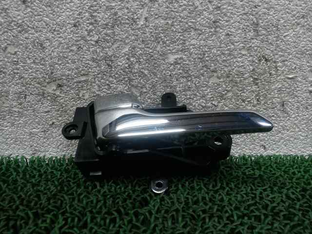 レタパ★ 日産 PY50 フーガ 左 フロントドア インナーハンドル ★管267002拍卖