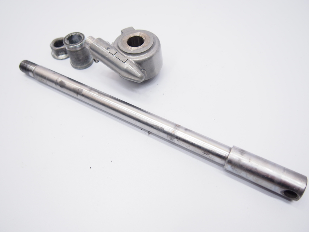 エリミネーター250V純正メーターギア.シャフト付き.VN250Aお探しの方にどうぞ!拍卖