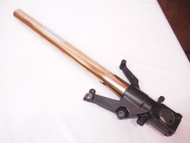 GSX1300Rインナーチューブ右 曲がりはなし再メッキ 組み換えに。~07年 X9851刻印拍卖