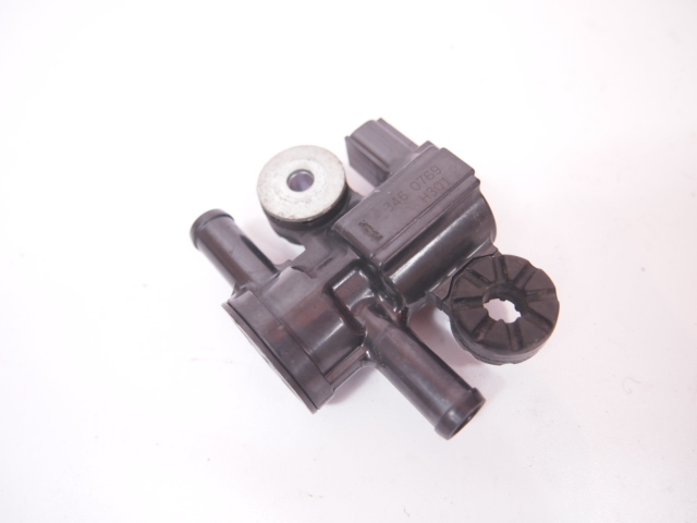 CBR400R純正ブローバイ バルブ 割れなし交換に NC47 電気式拍卖