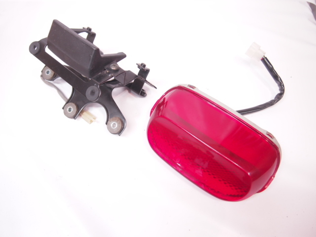 ZZ-R400N純正テール&ステー 割れなし点灯OK 本体1100D流用にも。拍卖