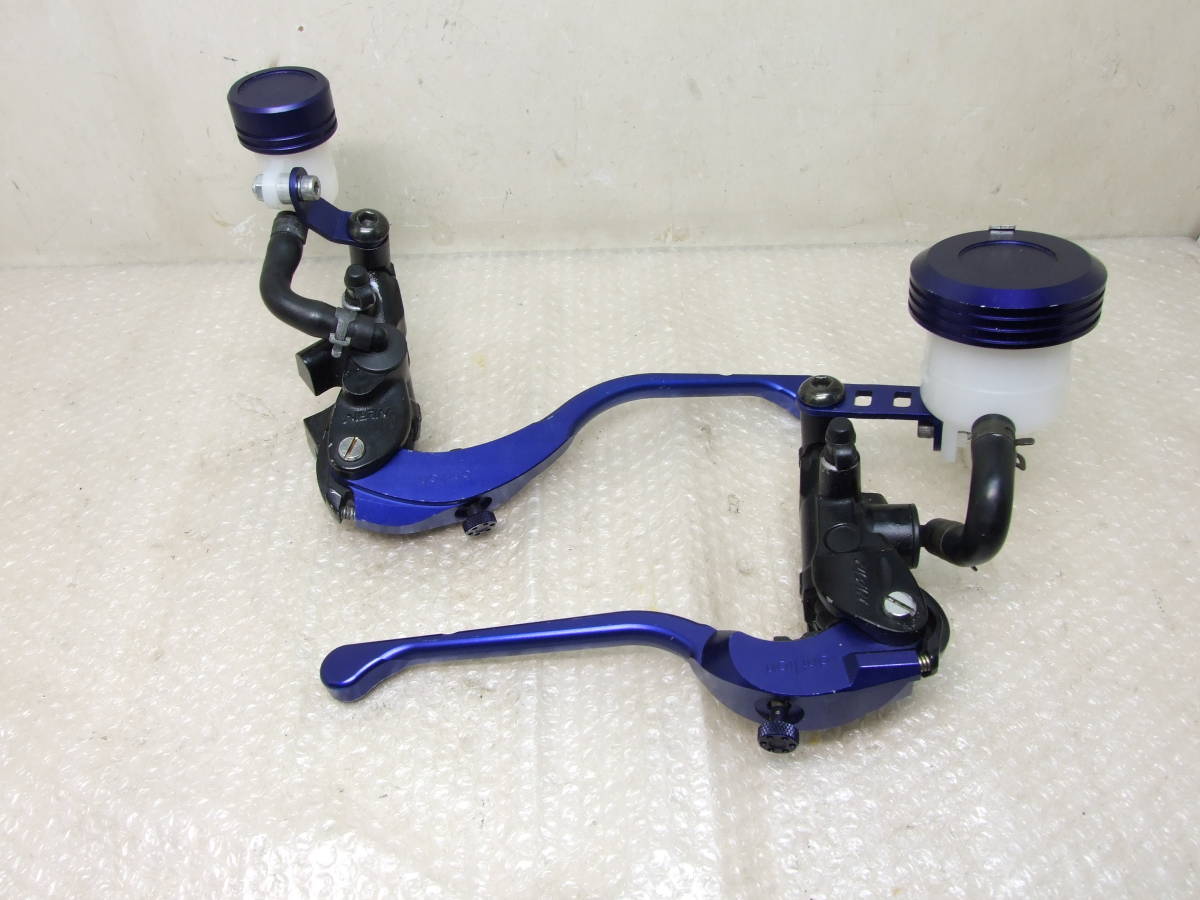 ニッシンラジアルマスターセット POSHタンクキャップ 標準には無いブルーアントライオンレバー タンク未使用 検 ゼファー1100 ZRX1100/1200拍卖