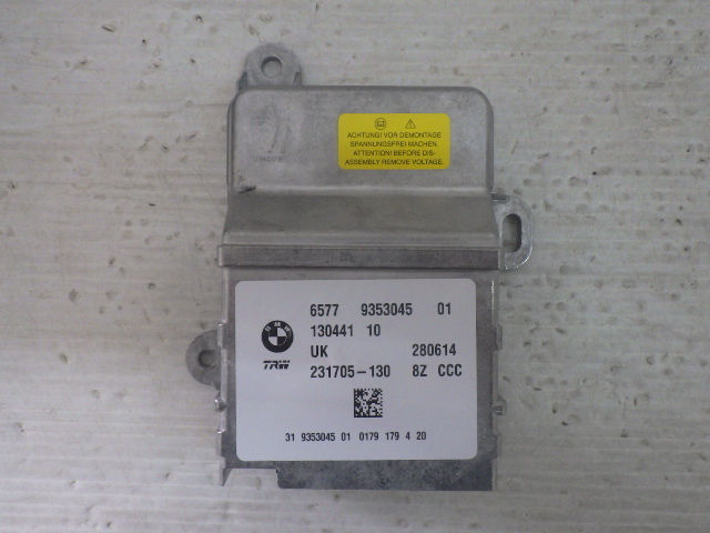 【Y0133】 美品 中古 DLA-1Z06 BMW i3 I01 REX 2015年4月 エアバッグコンピューター SRSコンピューター 9353045 01 即決拍卖