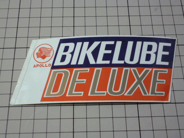 APOLLO BIKELUBE DELUXE ステッカー 当時物 です(136×56mm) 出光 アポロ拍卖