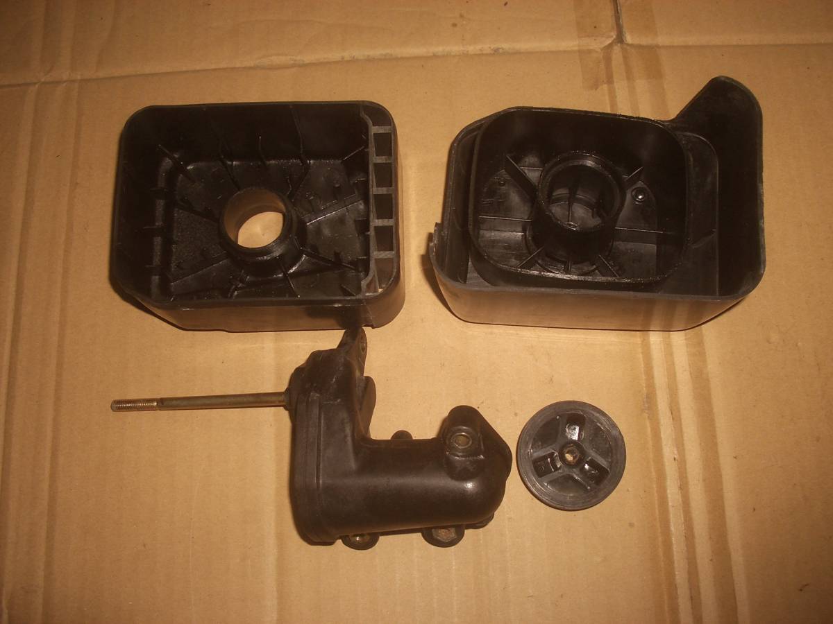 三菱 エンジン GM181P エアフィルターケース拍卖