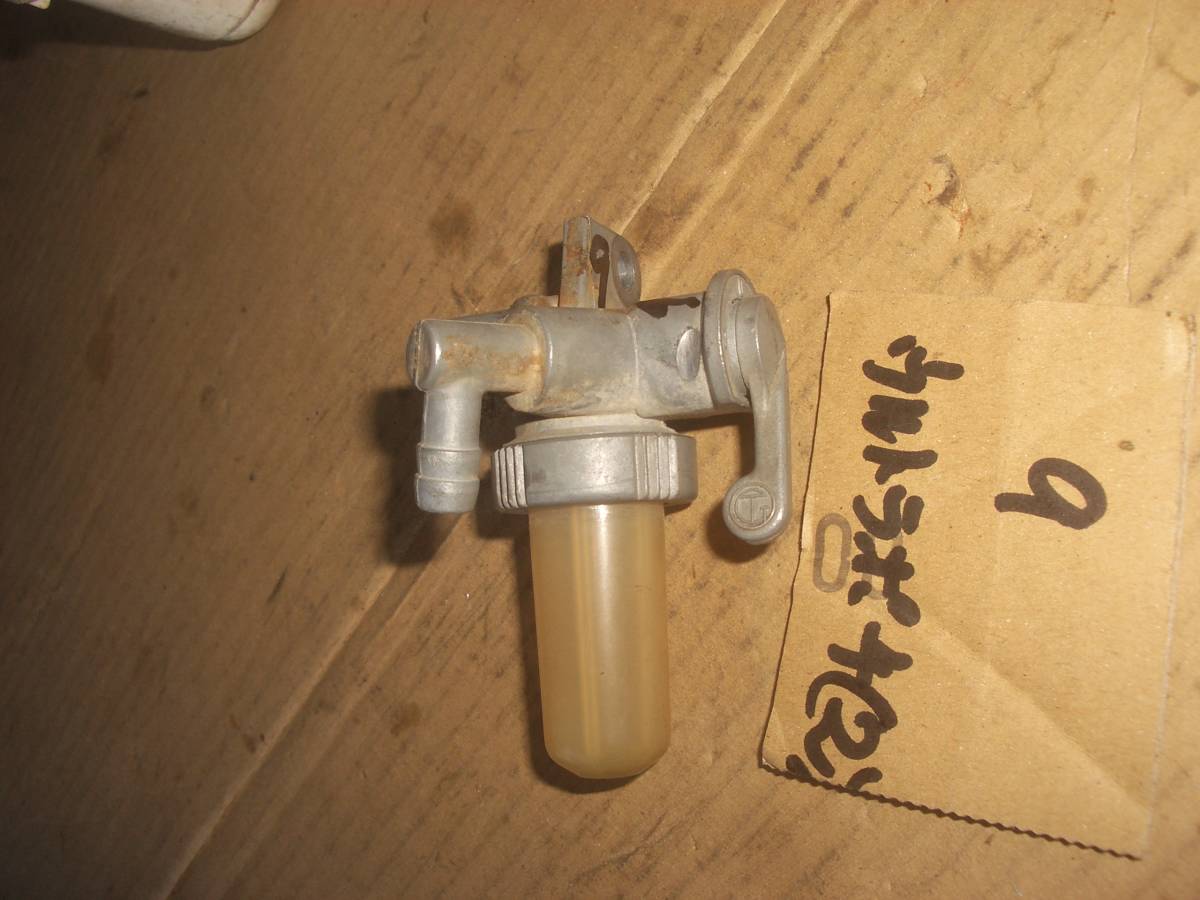 汎用エンジンの 燃料コック 9 GA340拍卖