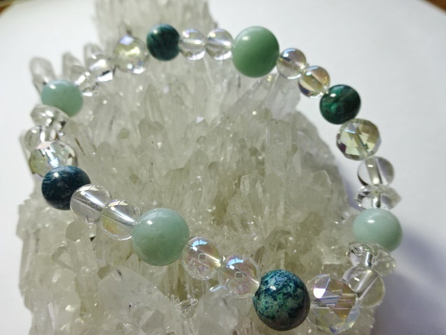 パワーストーンブレスレット アマゾナイト・クリソコラ・アクアオーラ・水晶<対人能力の向上と心身の健全>16㎝ 28粒 028拍卖