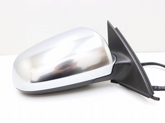 ★ アウディ S4 クワトロ B7/8E 05年 8EBBKF 右ドアミラー (在庫No:A34713) (6922)拍卖