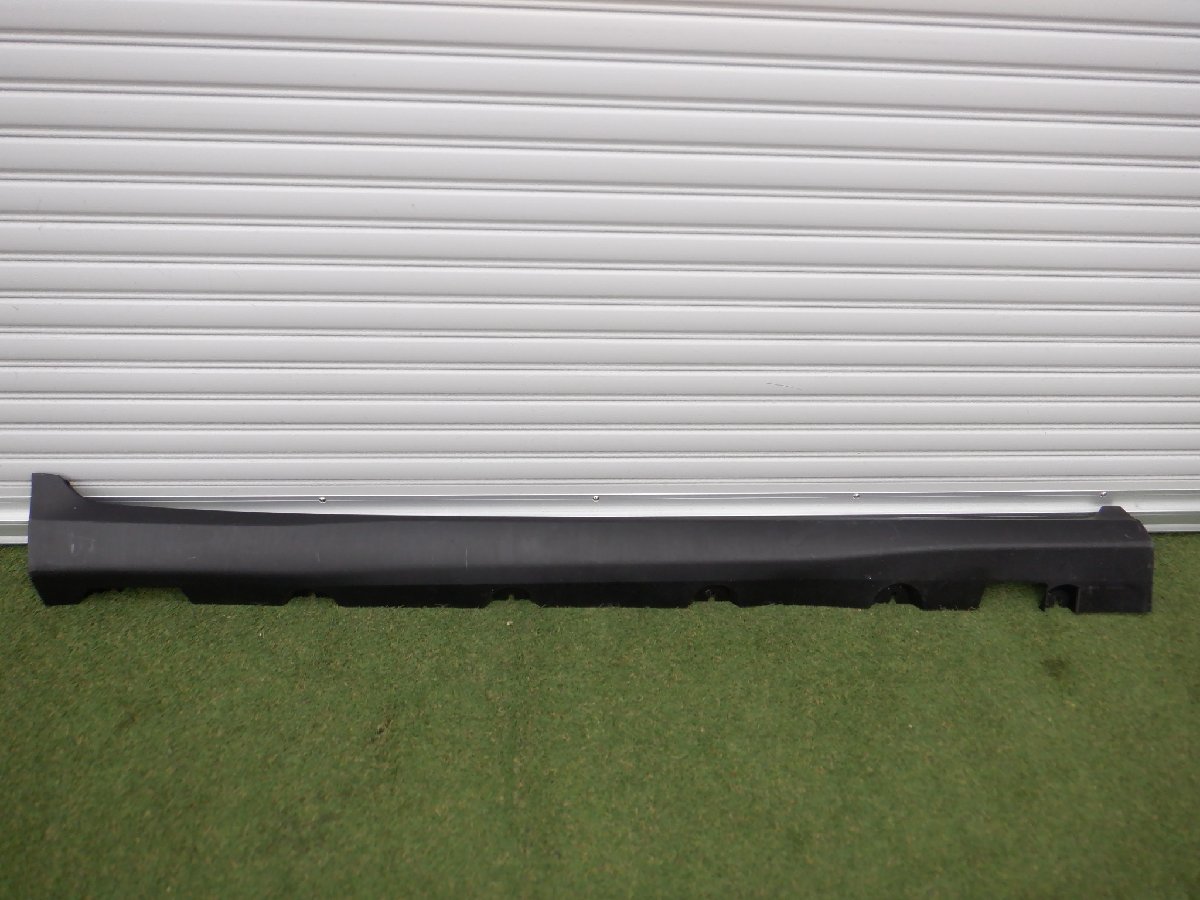 ベンツ純正 W253 X253 GLCクラス GLC200 GLC250 GLC220 GLC300 サイドステップ サイドスカート 右側 A2536900240 m-23-1-755拍卖