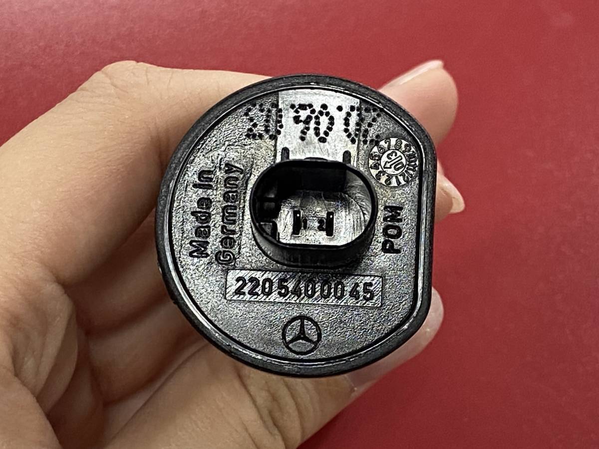 メルセデスベンツ W220 Sクラス ウォッシャー液 レベルセンサー 純正 A2205400045拍卖