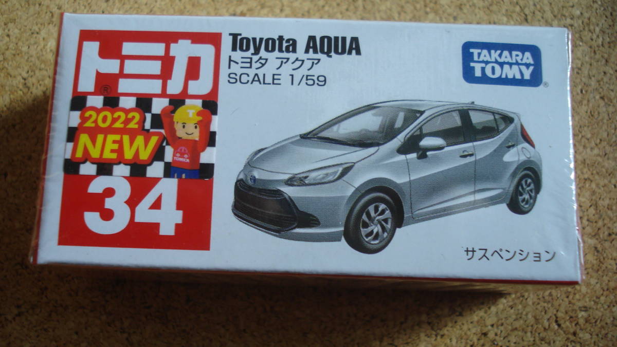 トミカ NO.34 トヨタ アクア //2022年10月新車//拍卖