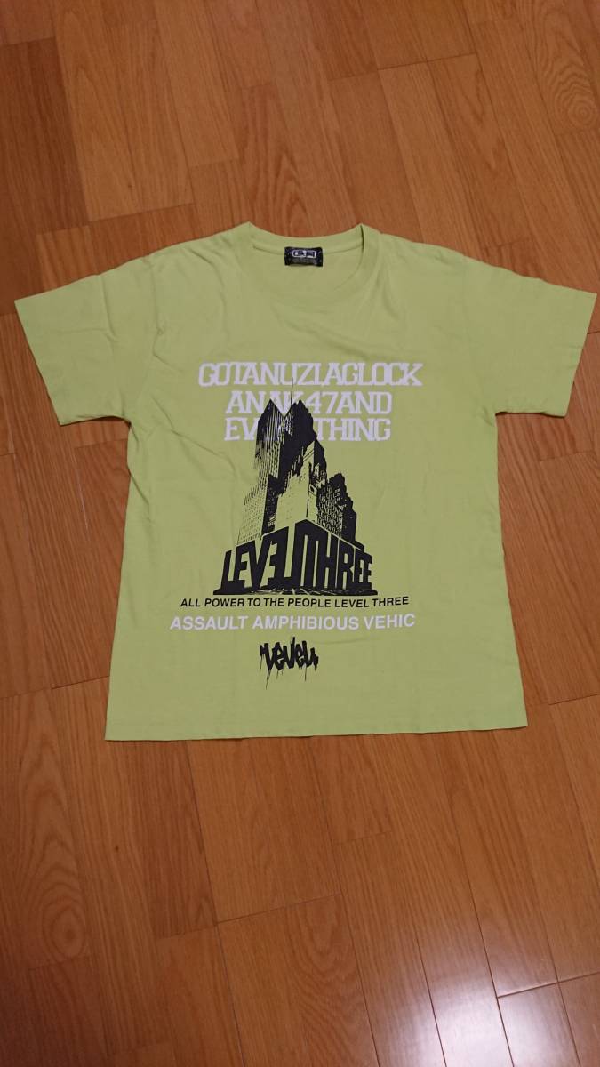 カッコイイ!! 古着Tシャツ ライトグリーン ジーンズにも相性抜群!!拍卖