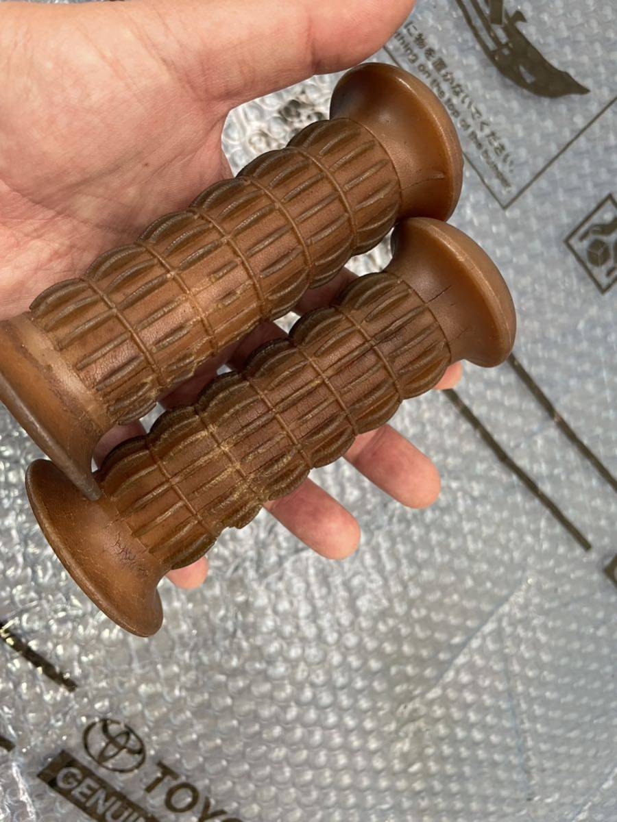 当時物 生ゴム グリップKAWASAKI Z1Z2 Z750RS KZ750D1 Z900 KZ900 KZ1000 z400fx 貫通式 ヤレ拍卖