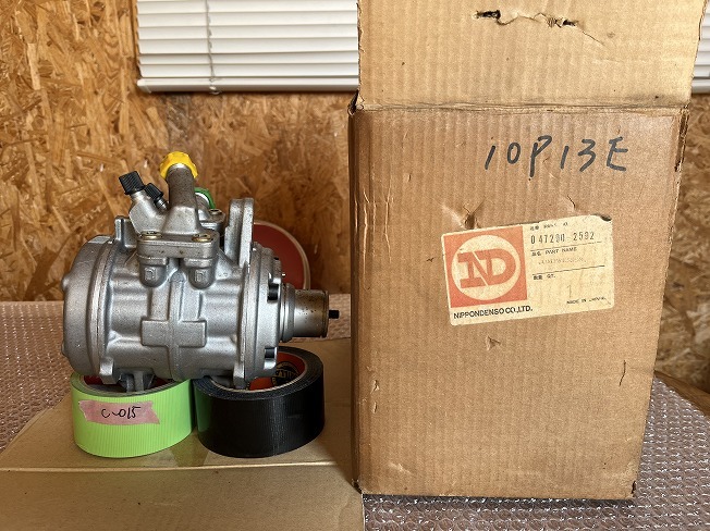 日本電装 デンソー エアコンコンプレッサー 10P13E 047200-2592 R-12 新品保管品 管理№C-015拍卖