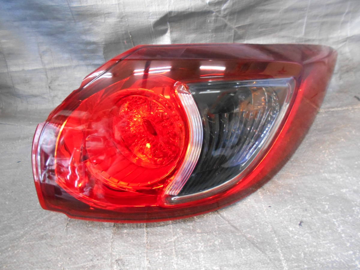●●2302-BS20L 訳あり! KEEFW KE2FW KE系 CX-5 前期 純正 右 テールライト STANLEY W0429拍卖