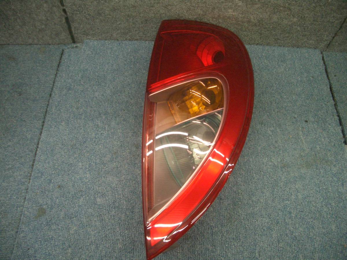 □□2301-IC19 スタート即決!スバル R2 RC1 テールライト テールランプ 右 STANLEY P4036 拍卖