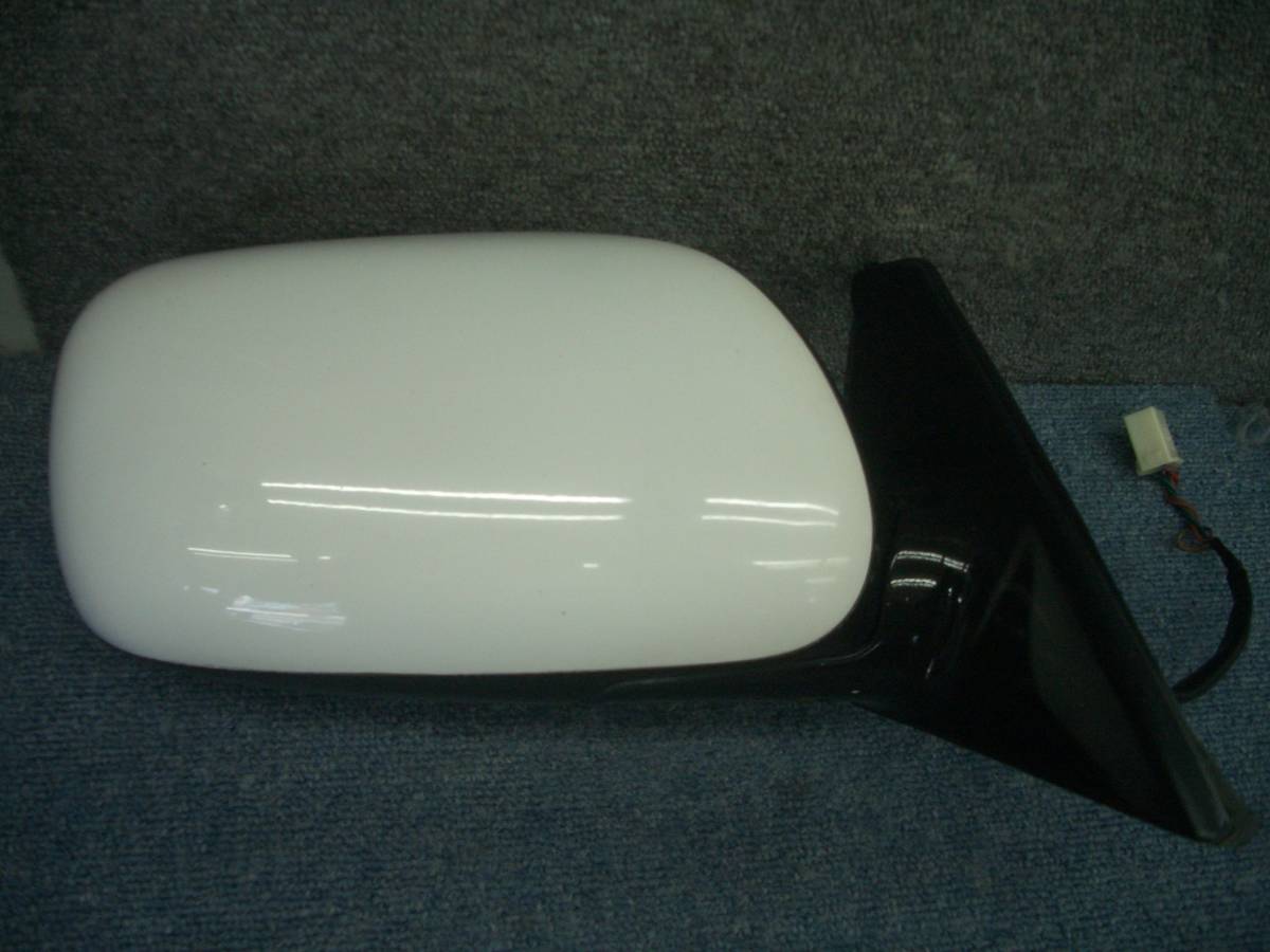 □□2302-263 スタート即決!トヨタ SXE10 アルテッツア 純正 ドアミラー 012119 右 運転席側 中古品 ホワイト 動作確認済み 良品!拍卖