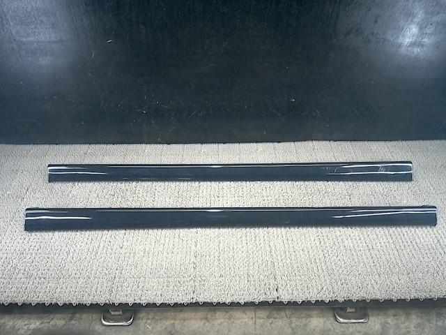 ☆H23年 ワゴンR FXリミテッド MH23S 左右サイドステップセット ZJ3 77230-70K00-ZJ3,77240-70K00-ZJ3拍卖