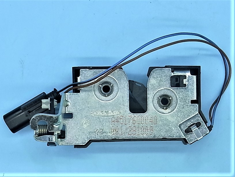 スマート. フォーツー W451 純正 リアゲートガラスロック【A4517600040】Smart Fortwo拍卖