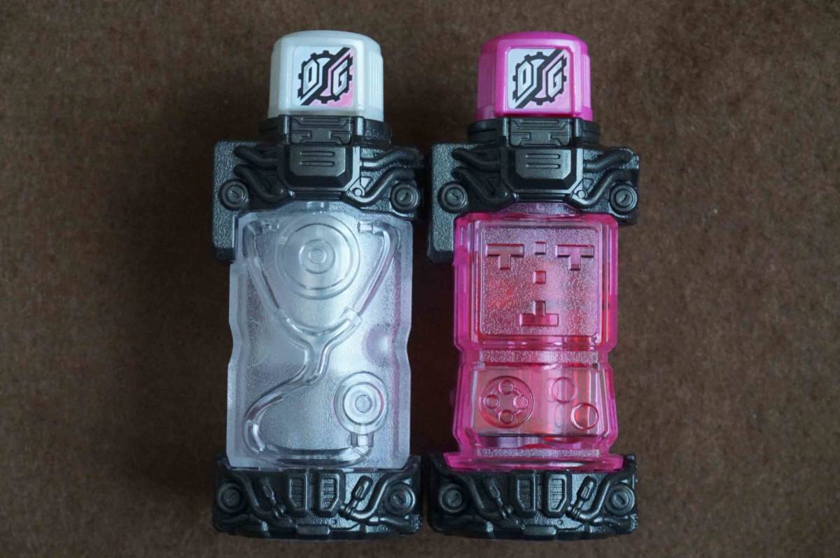 DX仮面ライダーエグゼイドフルボトルセット ドクター/ゲーム 仮面ライダービルド DXビルドドライバー対応 ベストマッチ拍卖