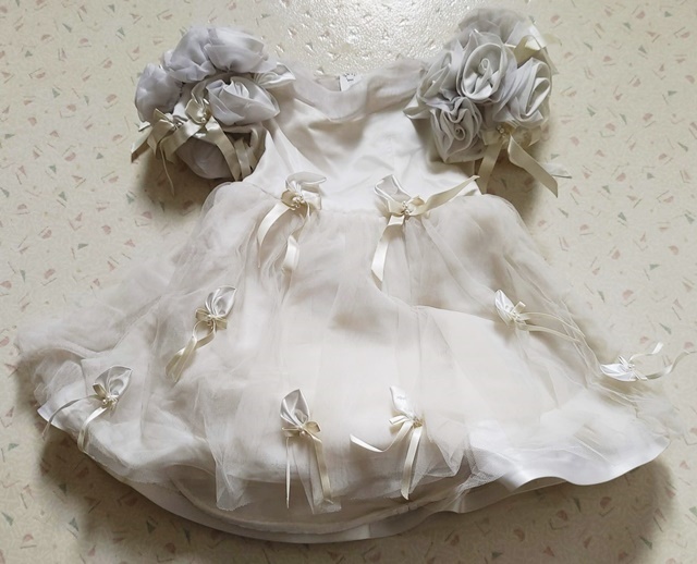 90㎝位 半袖 ドレス ワンピースドレス 後ろファスナー リボンモチーフ 白 ホワイト拍卖