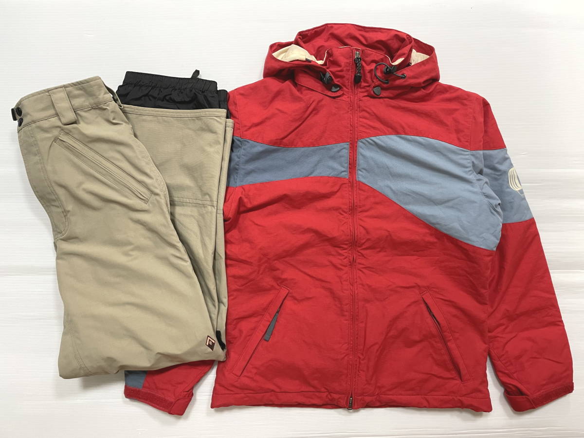 バートン BURTON TOAST WOMAN'S セットアップ スノボウェア レディース 2WAY 上下 中綿入り スノーガード 石瀬5167拍卖