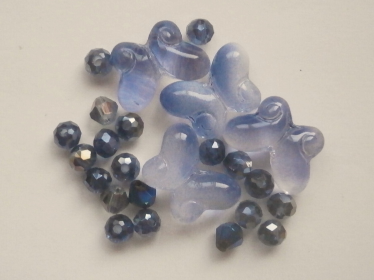 ガラスビーズ★蝶々★タイプ E★モンタナ系★A拍卖