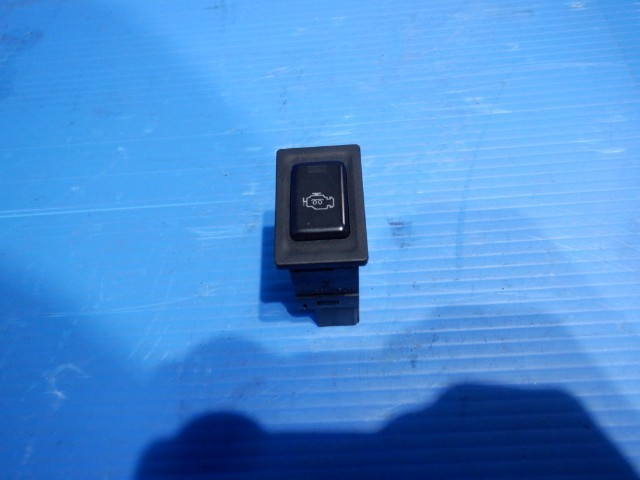 いすゞ イスズ BIGHORN ビッグホーン UBS69GW 純正 エンジンコイル スイッチ 40949/b1拍卖