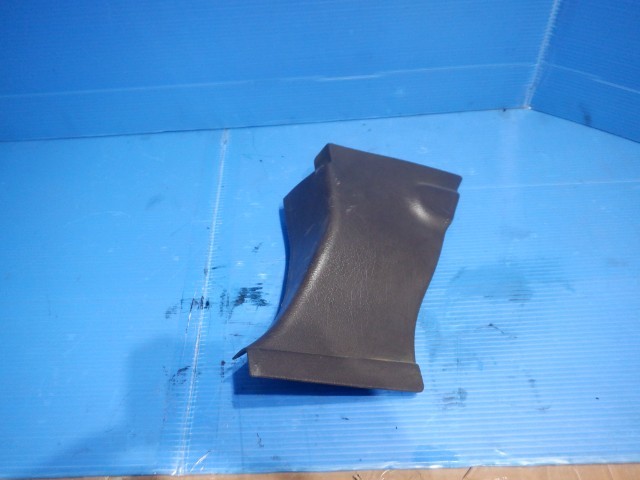 いすゞ イスズ BIGHORN ビッグホーン UBS69GW 純正 助手席側 キックパネル 41173/b1拍卖