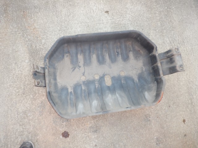 いすゞ イスズ BIGHORN ビッグホーン UBS69GW 純正 フューエルタンクカバー 燃料タンクカバー 41231/F2拍卖