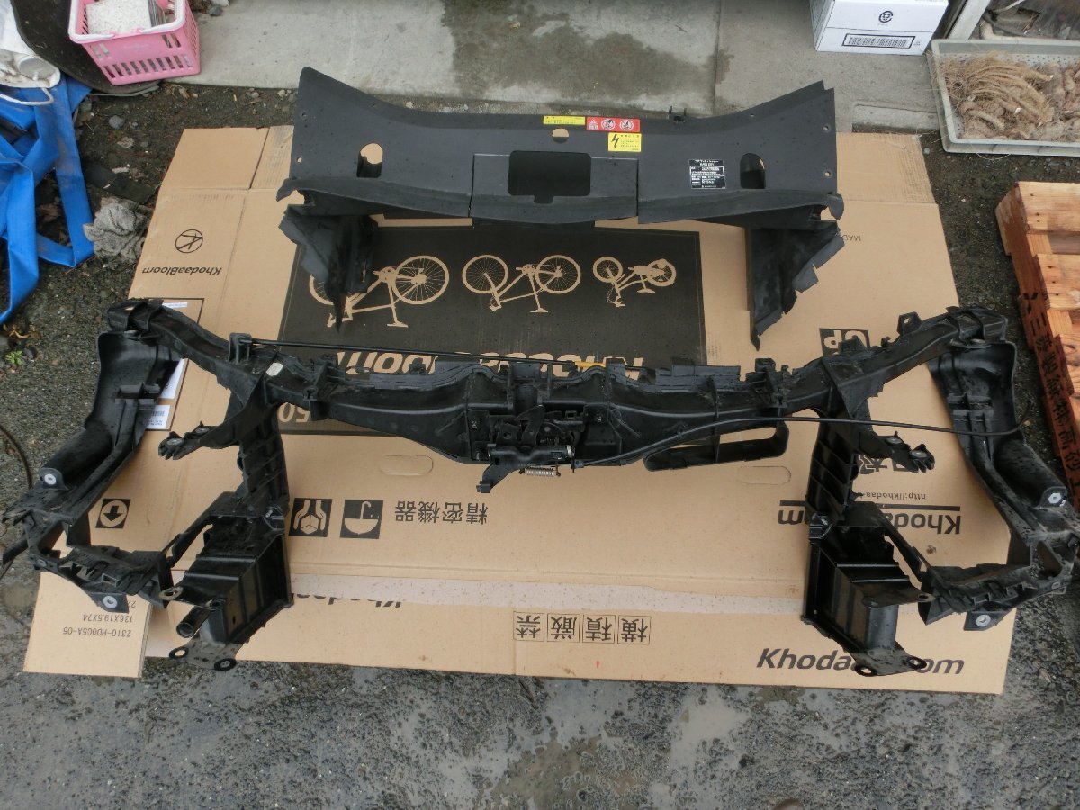 後期 B180 ラジエター サポート 平成22年 CBA-245232 ライトバッフル カバー フロントバンパー W245 Bクラス 6.9万km nn 拍卖