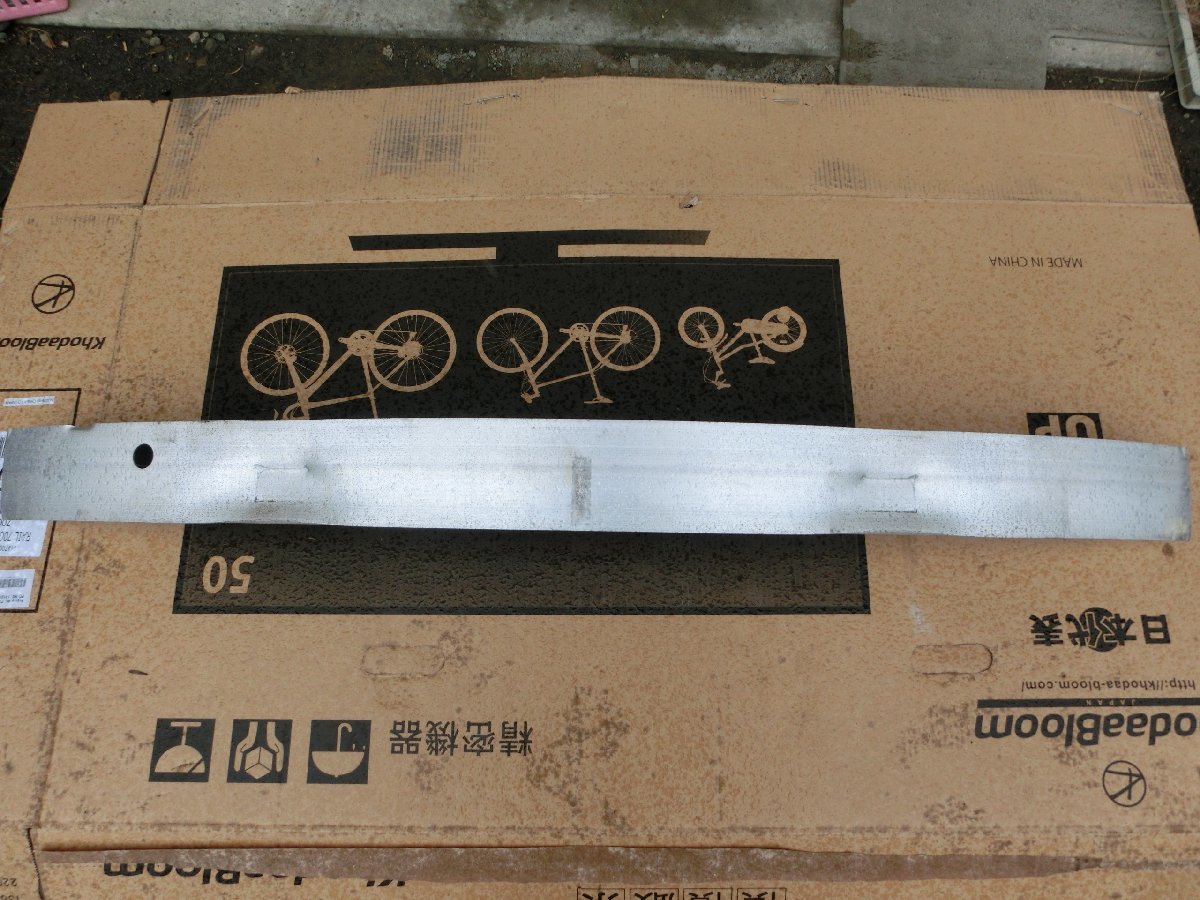 後期 B180 ホースメント 平成22年 CBA-245232 フロント バンパー W245 Bクラス 6.9万km nn 拍卖