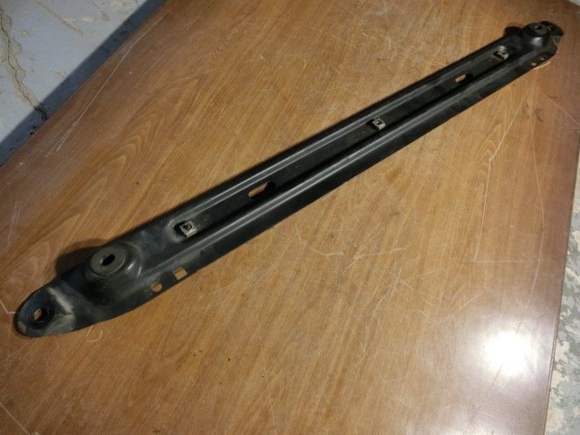 プジョー308 コア サポート 下 平成25年 ABA-T75F02 ラジエター メンバー プレミアム 6万Km ii拍卖