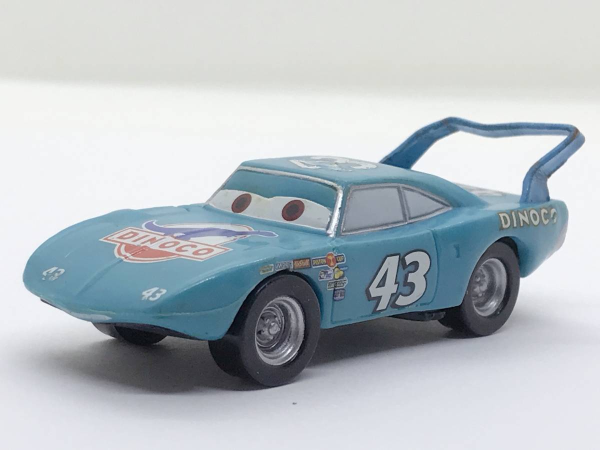 す2★トミカより大きめサイズ ミニカー ディズニー ピクサー ディズニー カーズ キング DINOCO Plymouth Superbird 樹脂ボディ 全長約81mm拍卖