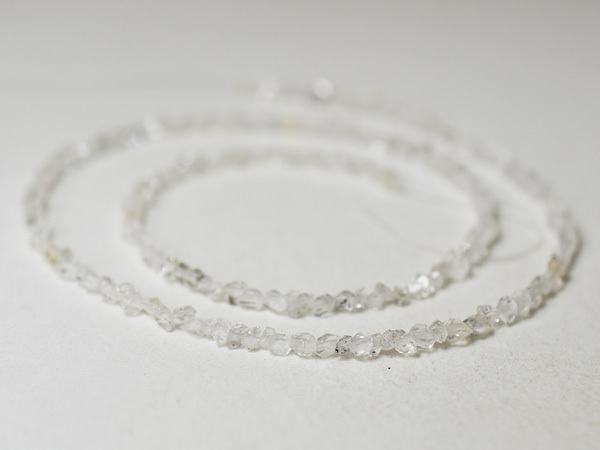 ●わくわく とんぼ玉★ハーキマーダイヤモンド極小粒ビーズ一連 蜻蛉玉 天然石 水晶 パワーストーン【2112】【A21010】拍卖