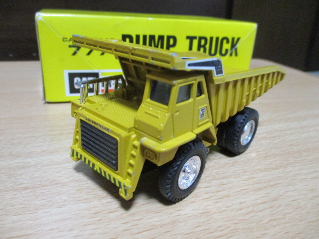 シンセイ 1/90 「 新キャタピラー三菱(CAT)777ダンプトラック 」 ・送料600円 レターパック発送拍卖