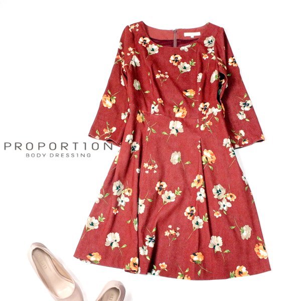 ☆☆ 美品 PROPOTION BODY DRESSINGプロポーションボディドレッシング ☆☆ 綺麗め 花柄 スーツ生地 ワンピース 1号 春 合物 23B02拍卖