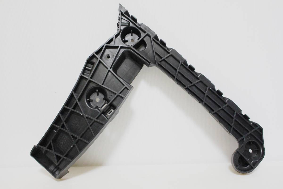 アウディ A4/S4 8W/B9 純正 左 リア バンパー サポート 8W5.807.453.A (8W5807453A) ガイドピース/ブラケット/ステー/リテーナー/ホルダー拍卖