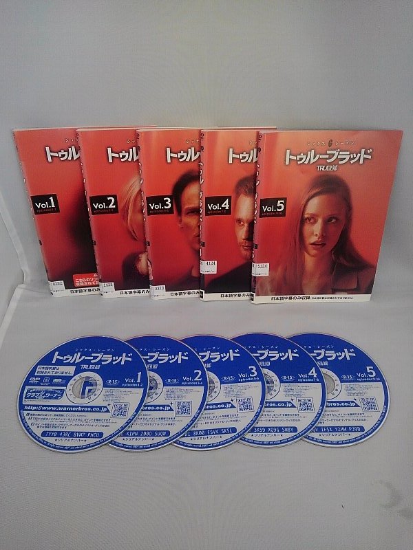 090-2350 送料無料 トゥルーブラッド シックスシーズン 全5巻 レンタル版拍卖