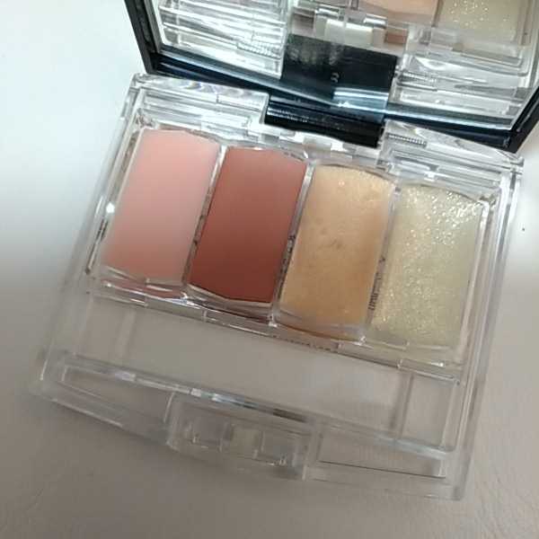 ★人気色★新品★資生堂 マキアージュ クリスタライジングリップコンパクト 31 ベージュバリエーション 口紅 グロス ベージュ拍卖