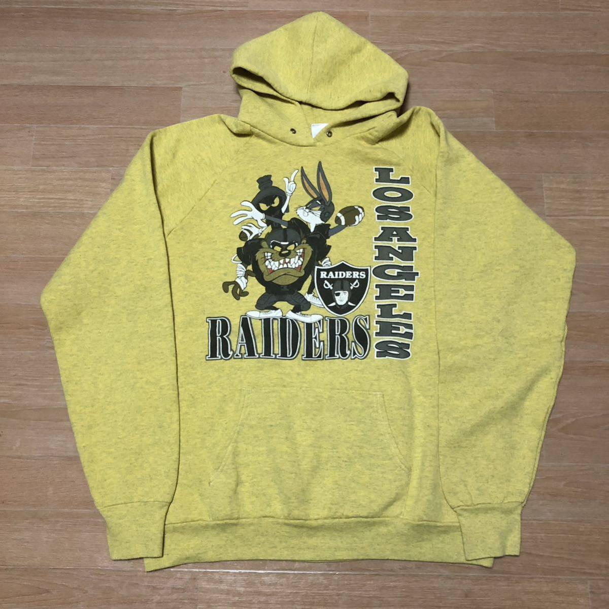 希少 90s USA製 ルーニーチューンズ RAIDERS パーカー XL 後染拍卖
