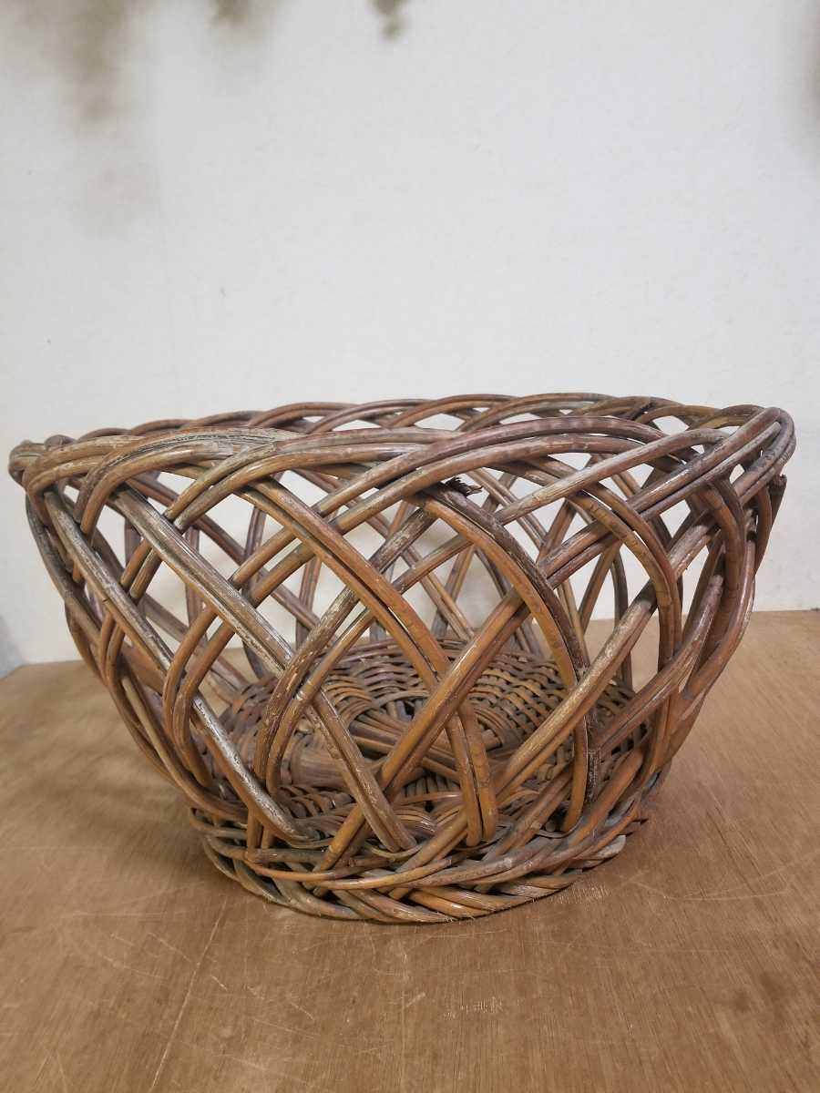 ラタン 籐 かご 脱衣かご バスケット 小物入れ 収納 ディスプレイ ヴィンテージ 昭和 レトロ拍卖
