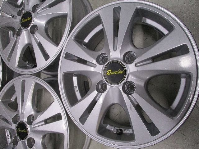 ダンロップ■REVER LINE■13インチ 4穴-100■装着車種N-BOX 装着車種N-BOX タント スペーシア ルークス ワゴンR拍卖